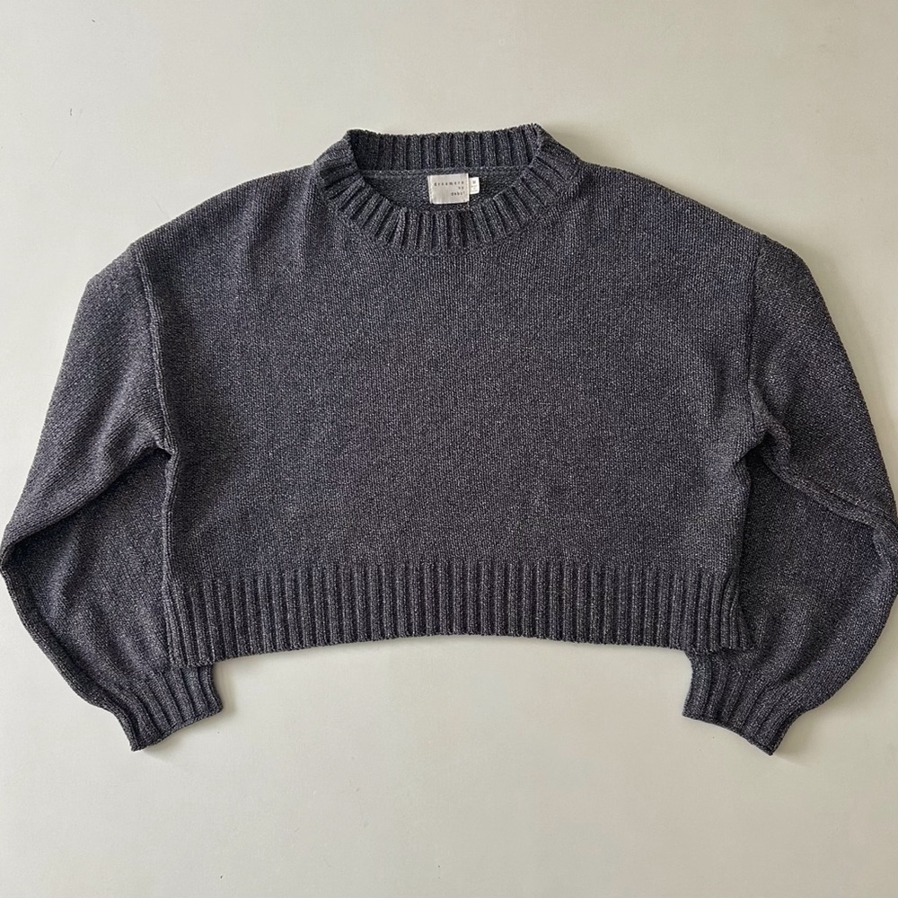 Dreamers by Debut Charcoal Grey Cropped Knit Crew Neck Sweater Fall/Winter M